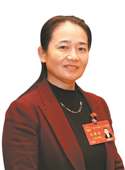 周晓云.jpg