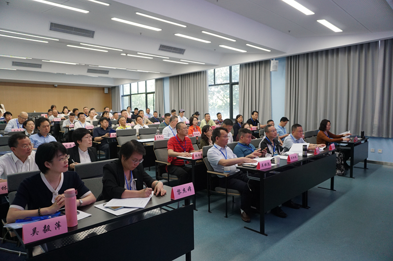 （图：荔湾区人大常委会举办人大代表履职能力提升培训班）_副本.jpg