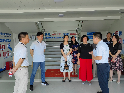 20240726李笑娟副主任带队调研我区教育医疗重点项目暨民生实事项目推进情况 (2).jpg