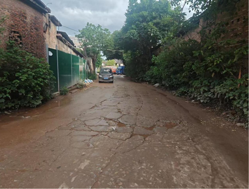 图：如意社区岭海街道路提质焕颜工程前.png