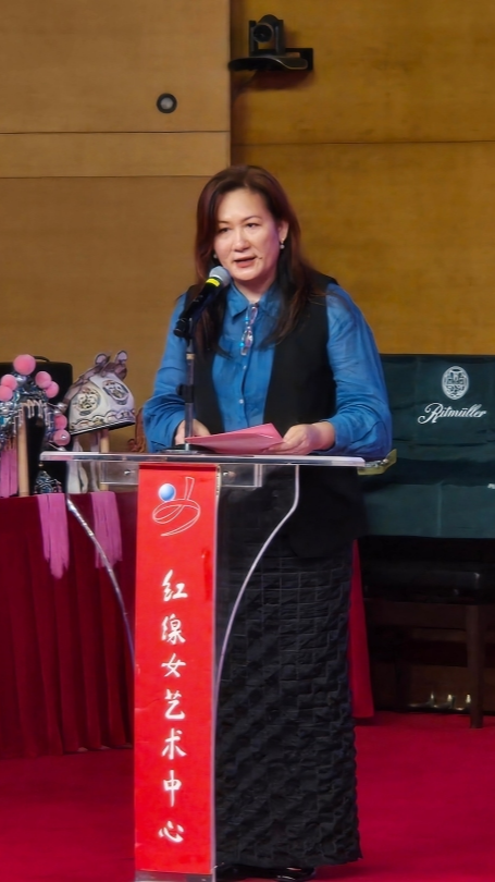 市人大代表蒙菁：让粤剧剧装戏具技艺更好融入现代生活