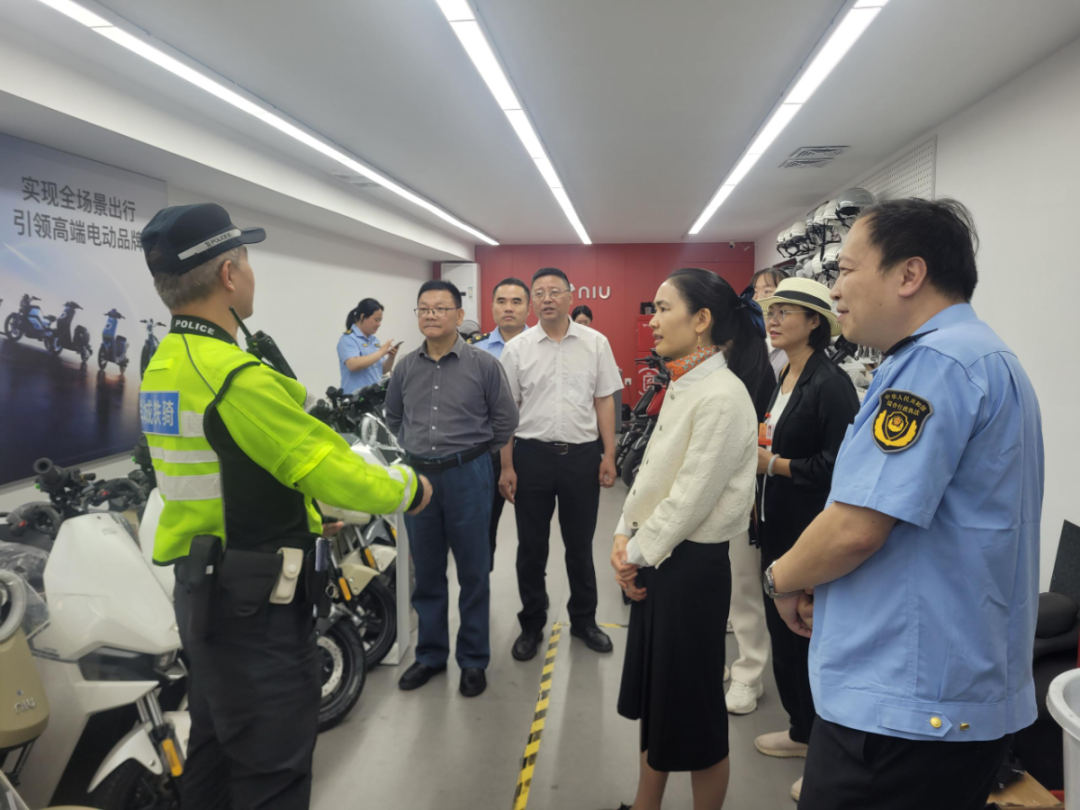 执法检查图片1.jpg